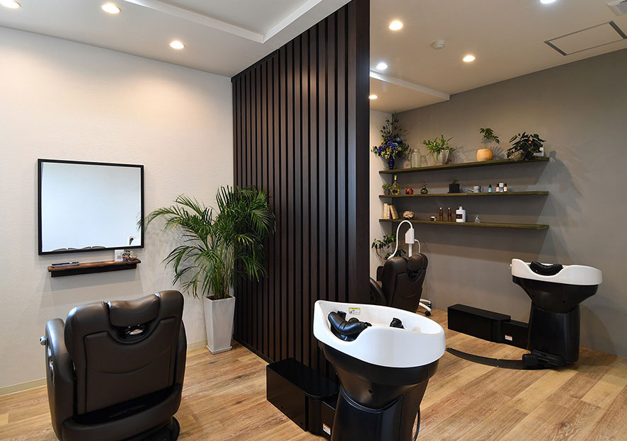 天白区の美容室revoir style